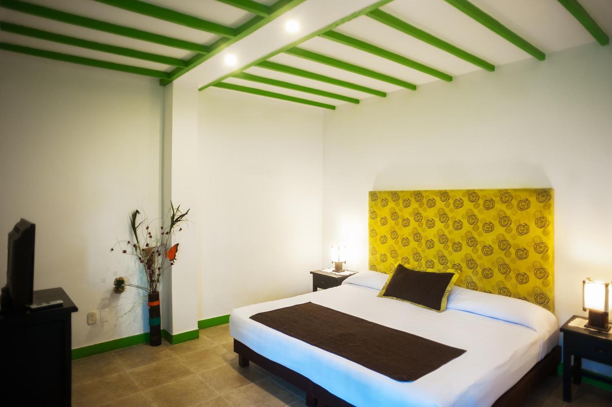 Hotel Campestre La Tata Montenegro Habitación foto